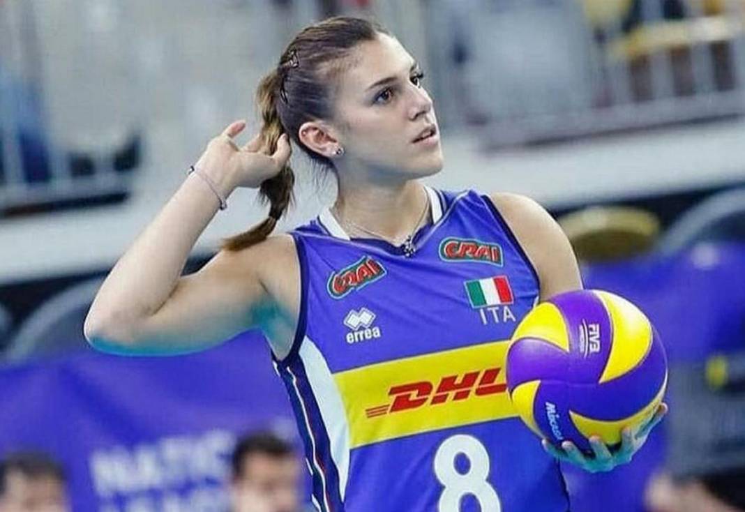 Kupa koleksiyoncusu Fenerbahçe'de: Formasını emekli ettiler 7